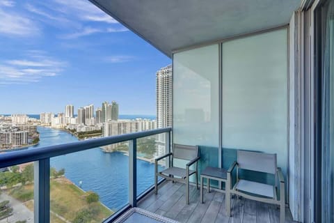 Gorgeous Ocean and Canal view from your private balcony