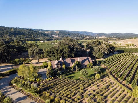 Briarwood Cottage Estate