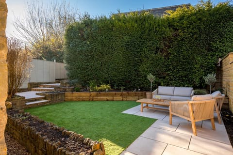 Garth Cottage Garden - StayCotswold