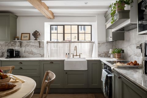 Garth Cottage Kitchen - StayCotswold