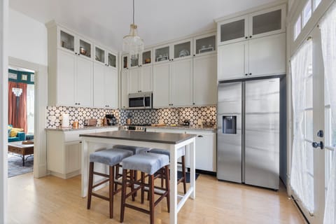 Large fully equipped kitchen & coffee station