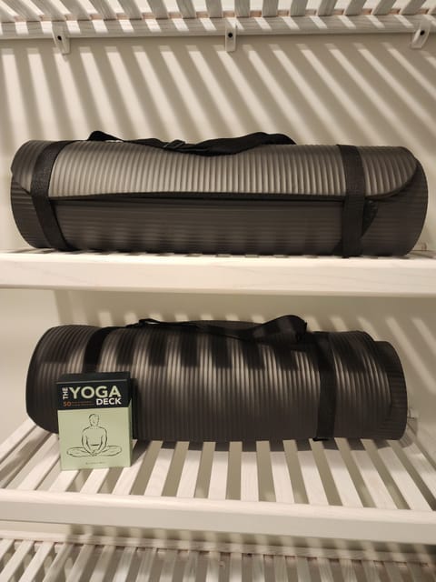 Yoga / hammocks / books / puzzles / games.