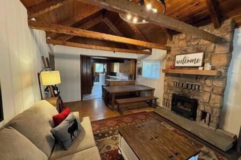 A728ead9 8d01 4de1 9e1d 93d97feb680f