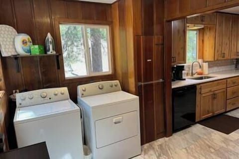 D09f6e99 b377 4e07 b951 62c798f80831