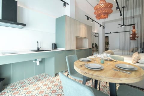 44aaf620 d0cf 4b88 8046 facb4821670b