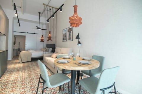 B2939026 0d4a 43b1 a29d 67081650ef9c