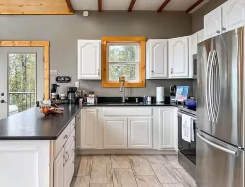 You can stock up on food and drinks in Fairplay on your way up.