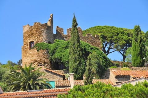 Surroundings [summer] (1-5 km)