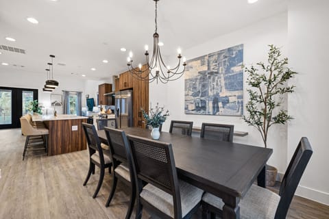 House 1 - Dining Area