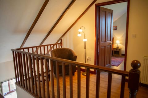 Landing with arm chair