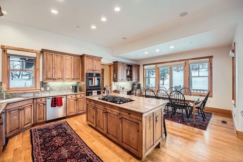 166 Cimeron by Rentals in Vail