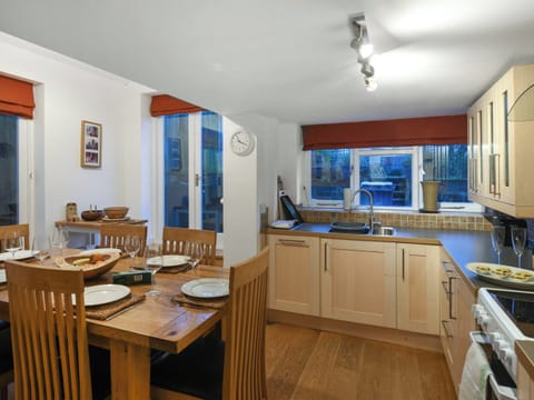 Kitchen/diner | Sheldon Cottage, Bishops Castle