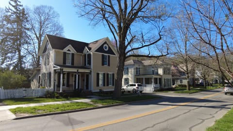 Full access to downtown, Denison, Shops,  across the street from Newkerk Salon!