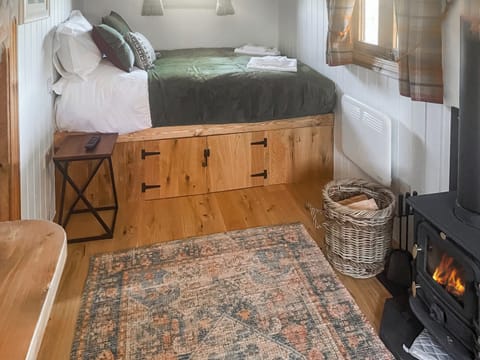 Living area | Keldholme Shepherds Hut Two - Keldholme Holidays, Keldholme, near Kirkbymoorsid