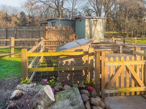 Garden | Keldholme Shepherds Hut Two - Keldholme Holidays, Keldholme, near Kirkbymoorsid