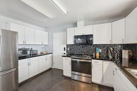 Indoors, Kitchen, Refrigerator, Microwave, Oven