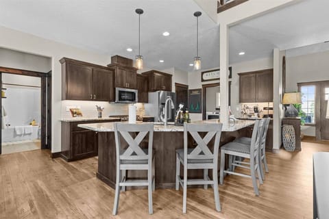 Open layout for easy access to all amenities!