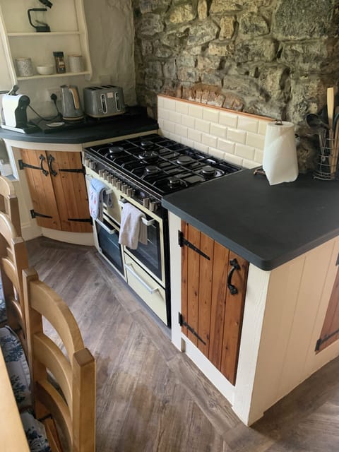 Kitchen has a range cooker