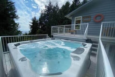 6d256b4a-767a-45f6-a018-de231e825efa