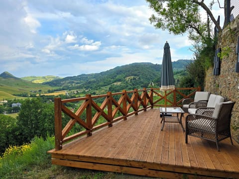 "Crows Nest" view deck