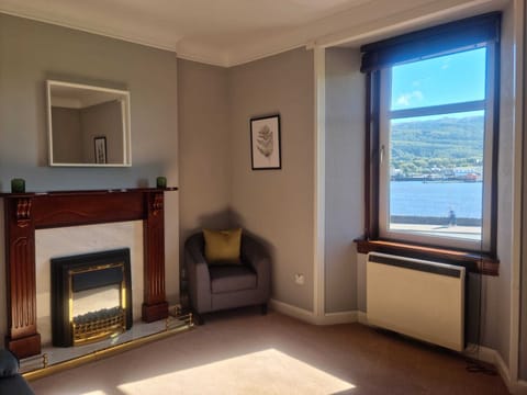 Living Room / Lounge