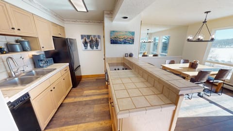 Fully Equipped Kitchen - Fully Equipped Kitchen