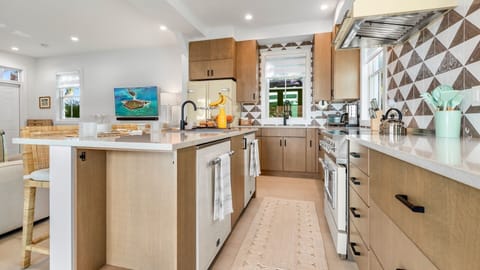 Fully stocked kitchen in the Main House...
