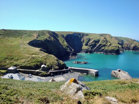 Mullion Harbour