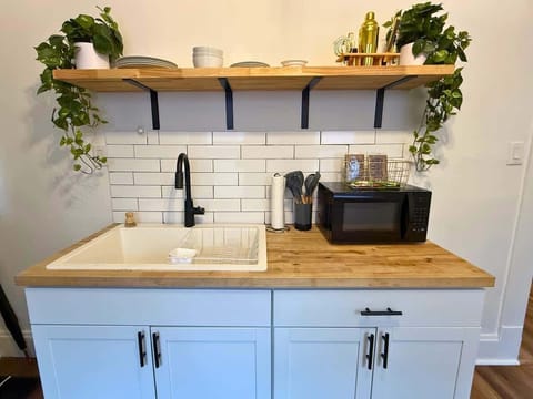 Your recipe for a perfect stay starts in this kitchen—fully stocked and ready to inspire your next meal