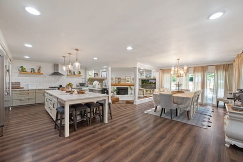 Open concept kitchen and dining room
