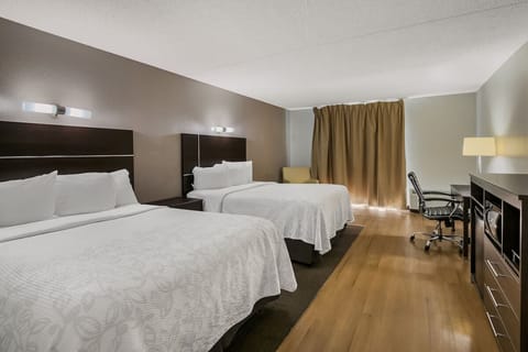 Unit with 2 Queen beds