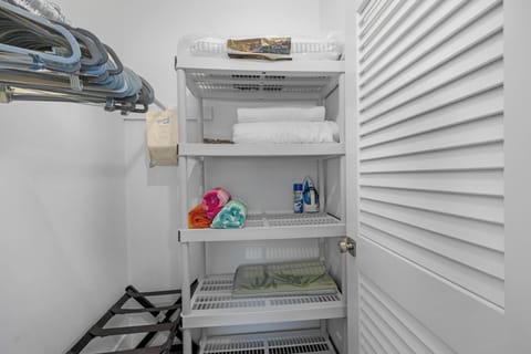 dbec99fe-ce5a-4eab-98d3-c7011ab908e1