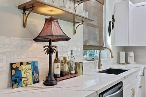 84f8bef4-2ae8-4dfc-8d3a-bf724ffba5dd