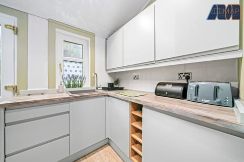 Cook in style! Our modern, fully-equipped kitchen has everything you need for a home-cooked meal