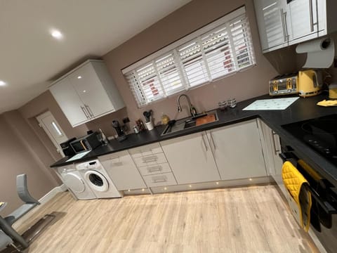 WhatsApp Image 2024-02-04 at 16.56 (5)