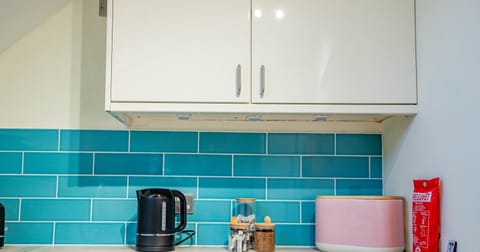 Chichester Close, Hereford - Host & Stay