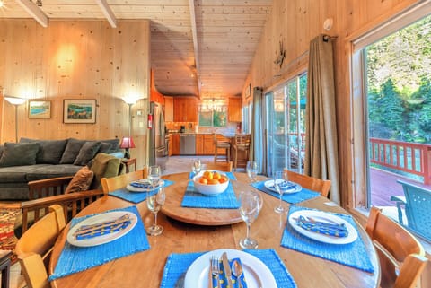 Comfortably dine-in or play games at the dining table