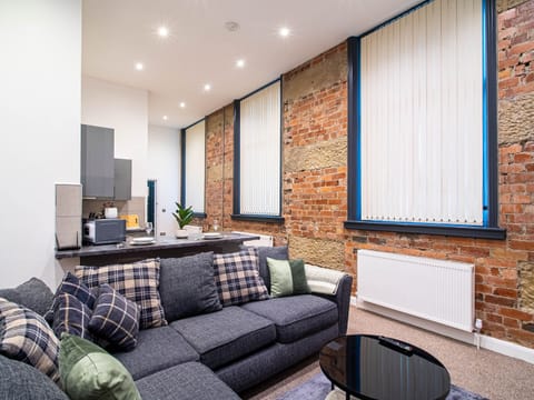 Living Room / Lounge