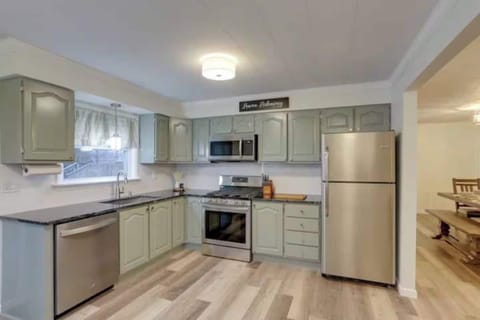 Fully Stocked Kitchen with dishwasher