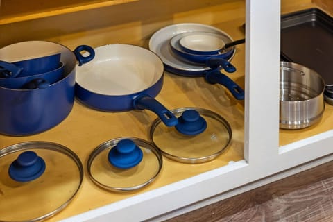 Well-Equipped and Ready to Go – Quality cookware lets your inner chef shine.
