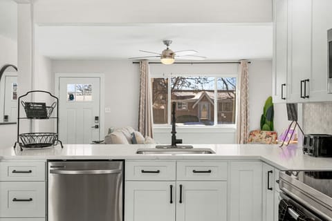 Fully Stocked Kitchen, Recently Update with Modern Appliances, Quartz Countertops and Designer Finishes