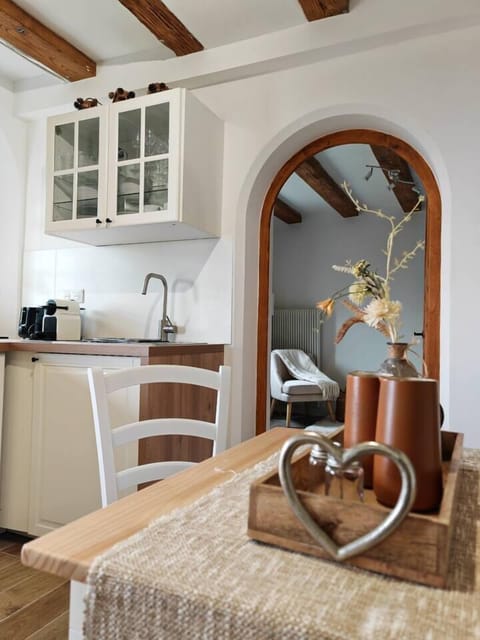 b07da326-f39b-4fff-bd2b-3f0d26d0ebca