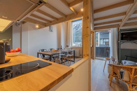 Kitchen and dining area