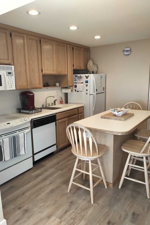 Fully stocked kitchen