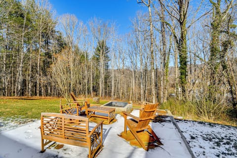 Swannanoa Vacation Rental | 3BR | 2BA | 1,200 Sq Ft | Step-Free Entry