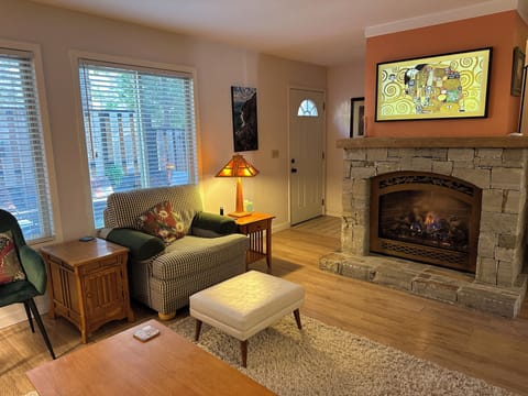 Spacious living room with gas fireplace