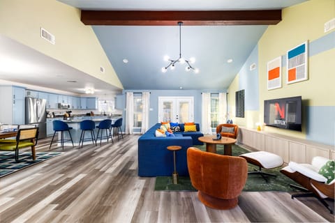 Effortless elegance—our open floor design brings the kitchen, dining, and living spaces together for maximum comfort and style.