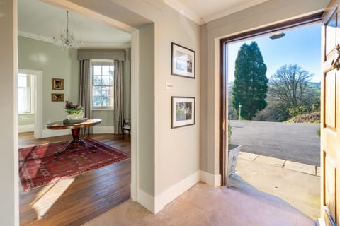 Entrance into Lingen Hall