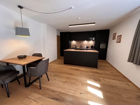 Table, Furniture, Property, Building, Wood, Interior Design, Hall, Comfort, Wood Stain, Floor