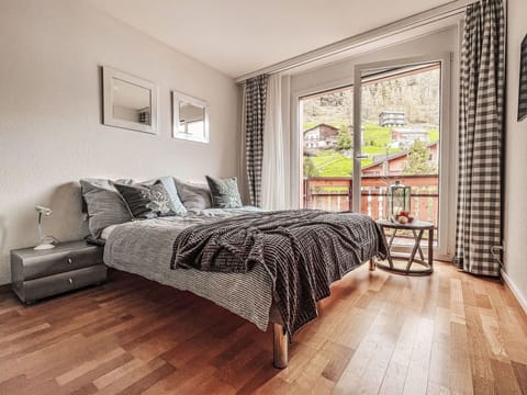 Furniture, Bed, Interior Design, Bedroom, Flooring, Bedding, Bed Sheet, Floor, Wood, Linens